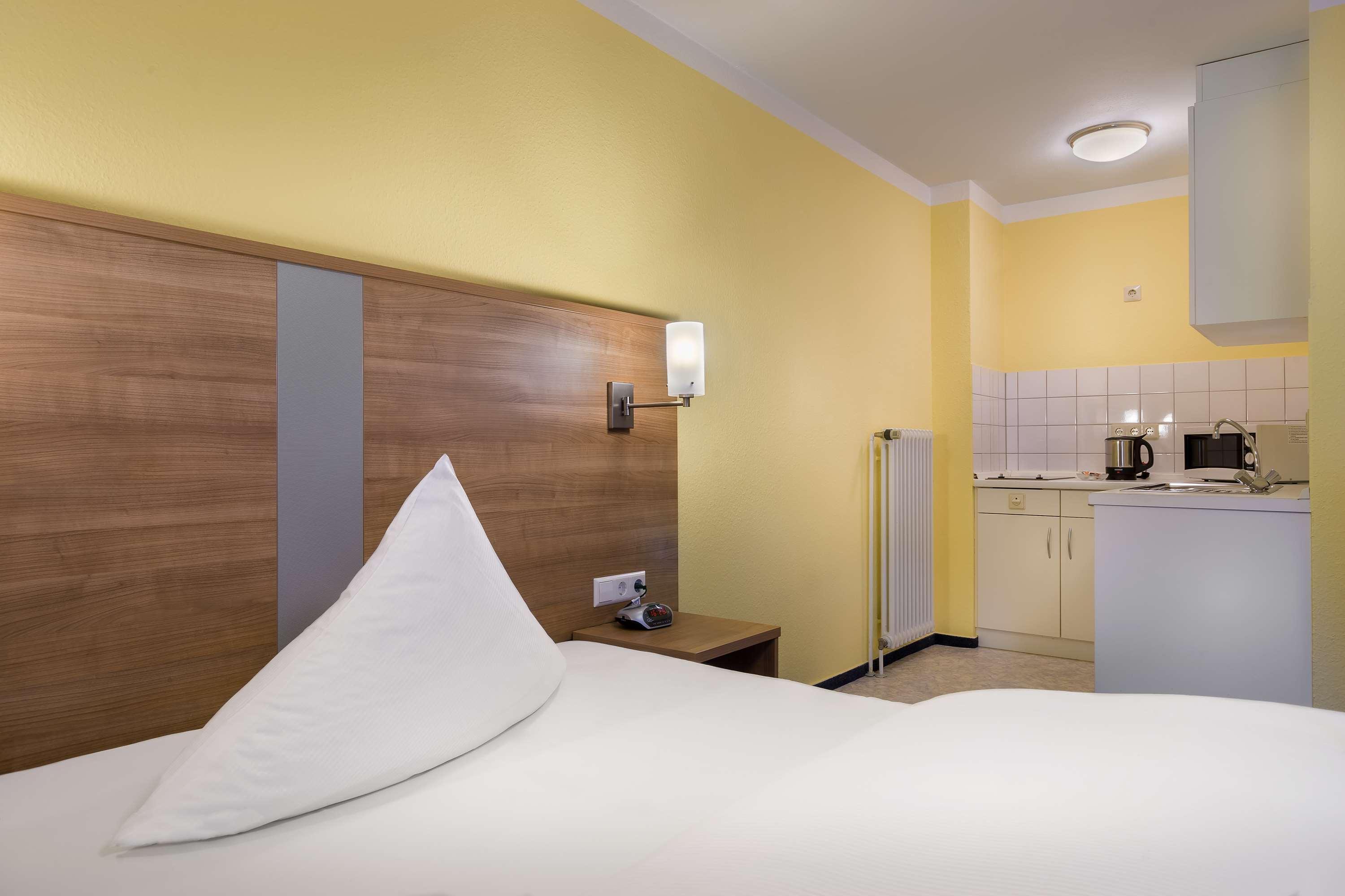 Acora Karlsruhe Zentrum Living The City - Apartments Экстерьер фото