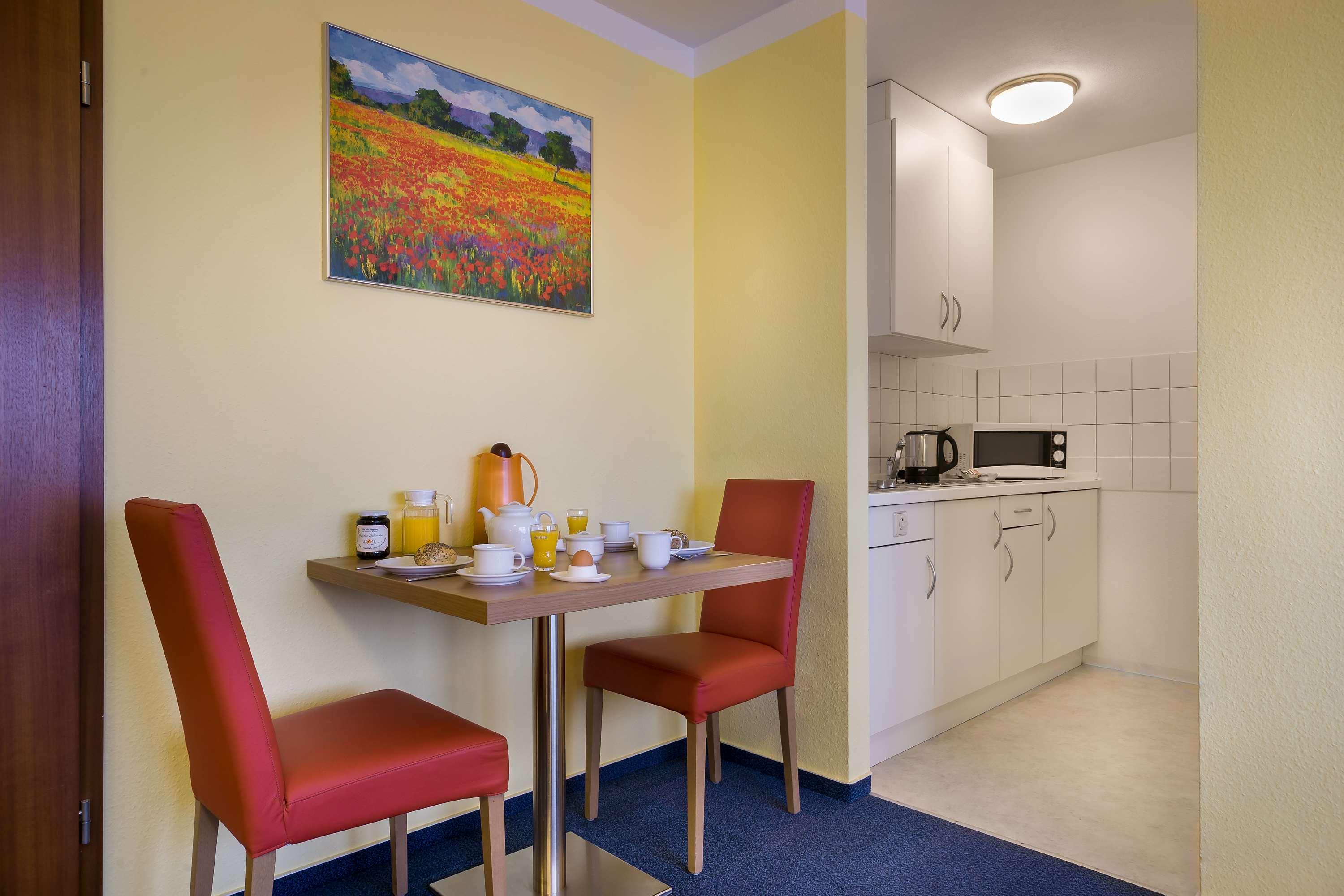 Acora Karlsruhe Zentrum Living The City - Apartments Экстерьер фото